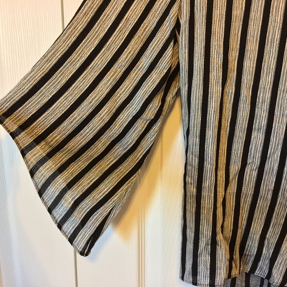 Anthropologie DREW Striped Bow Back Top Small - Picture 3 of 8